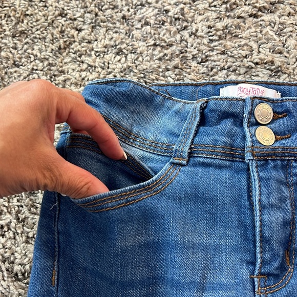 Bermuda shorts - Picture 4 of 16